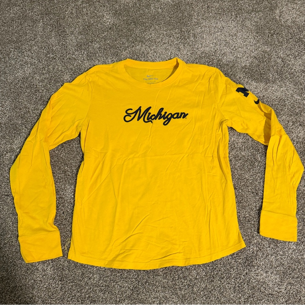 Women’s UofM Nike Long Sleeve
